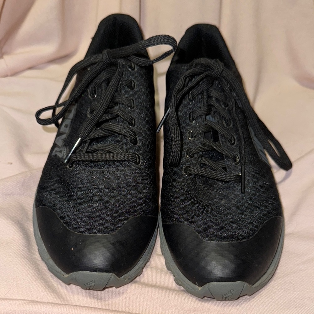 Inov Black Athletic Woman Shoes. New